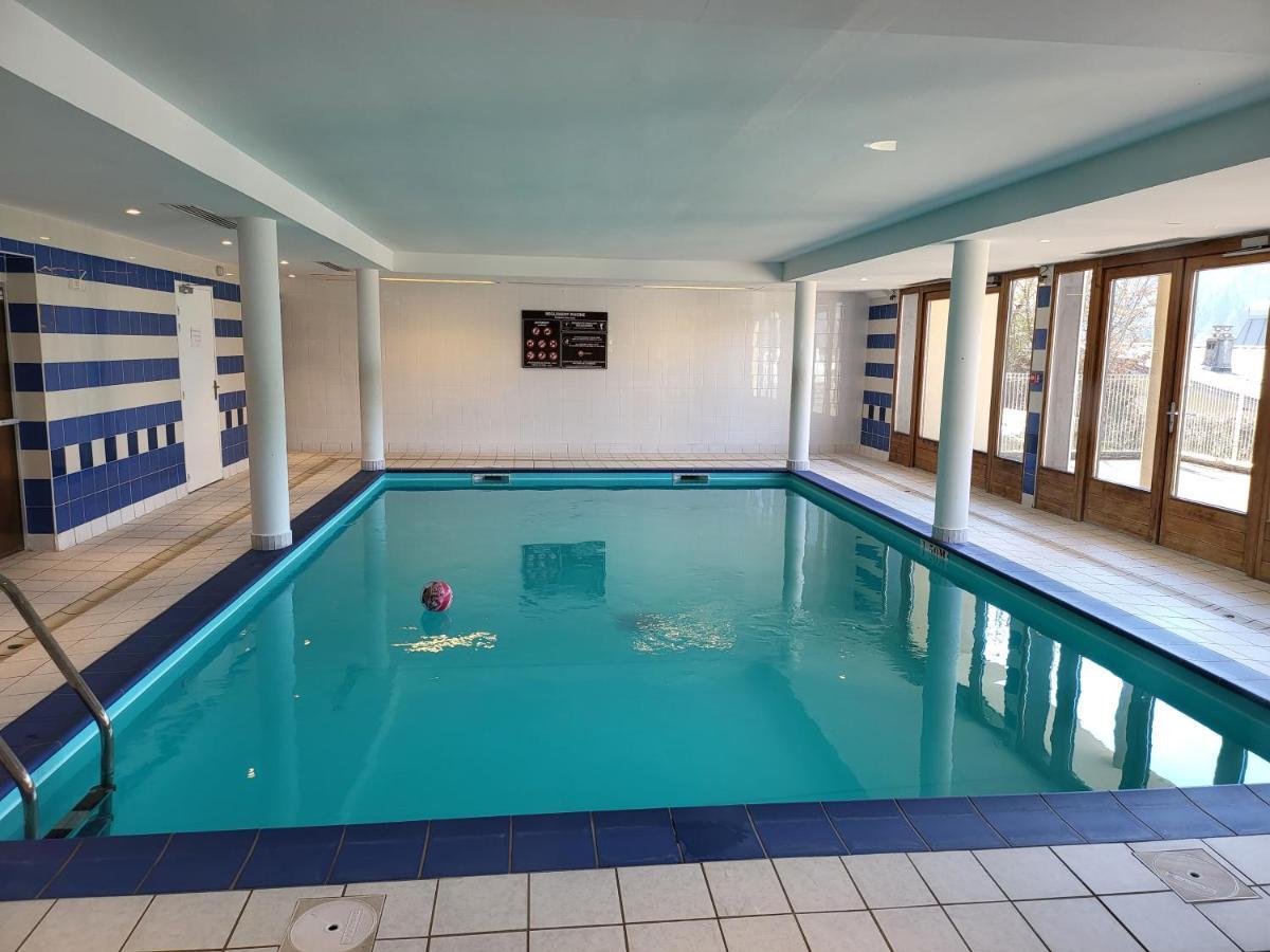 Appartement Dans Chalet Avec Piscine Couverte Сен-Жерве-ле-Бен Екстер'єр фото